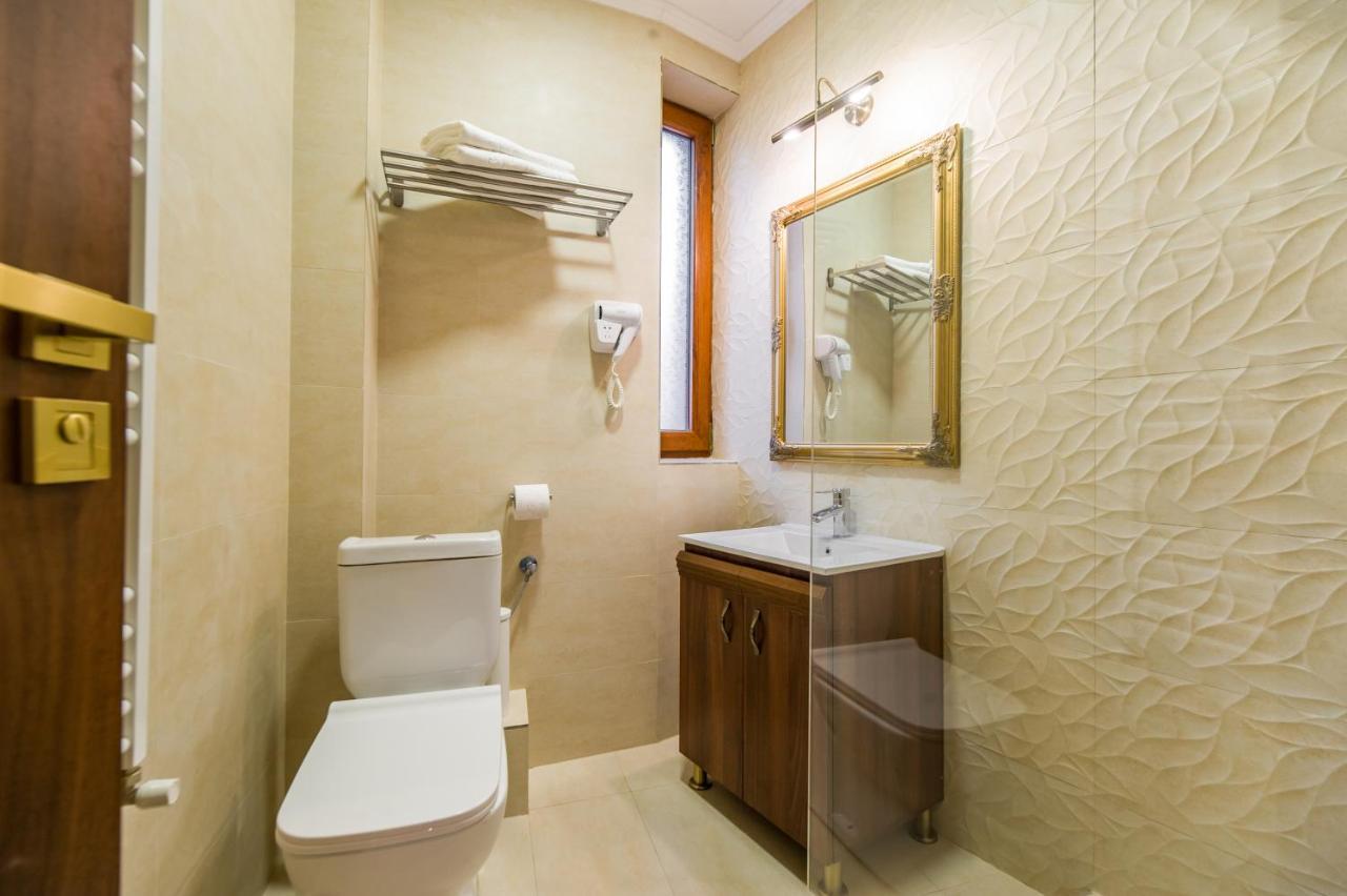 Bucur 9 Hotel Boekarest Buitenkant foto