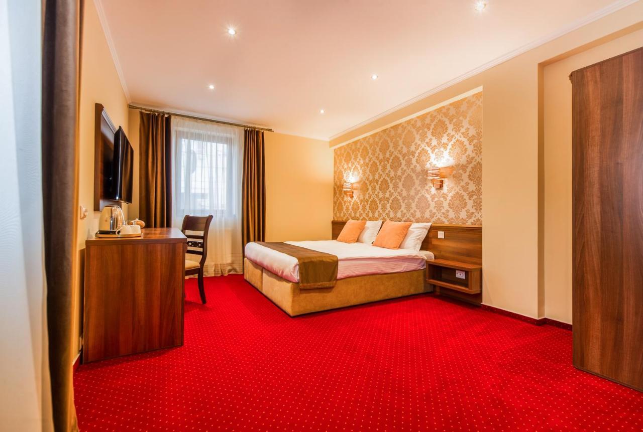 Bucur 9 Hotel Boekarest Buitenkant foto