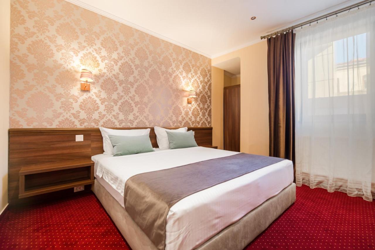 Bucur 9 Hotel Boekarest Buitenkant foto