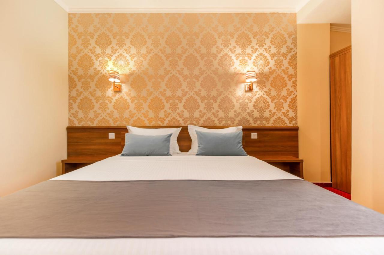 Bucur 9 Hotel Boekarest Buitenkant foto