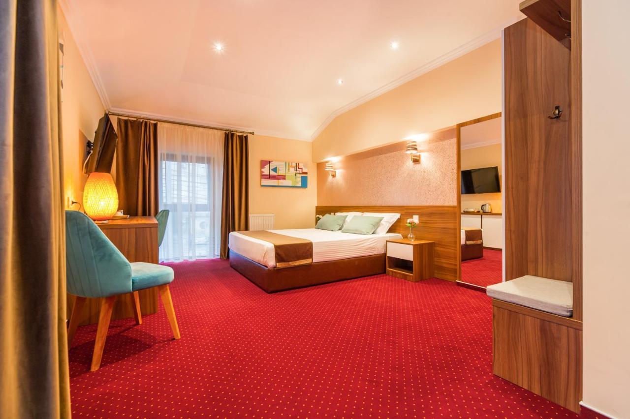 Bucur 9 Hotel Boekarest Buitenkant foto