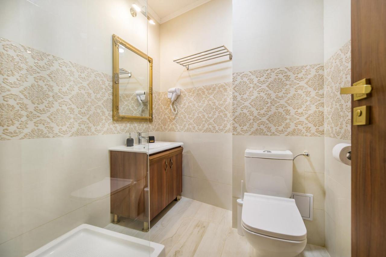 Bucur 9 Hotel Boekarest Buitenkant foto