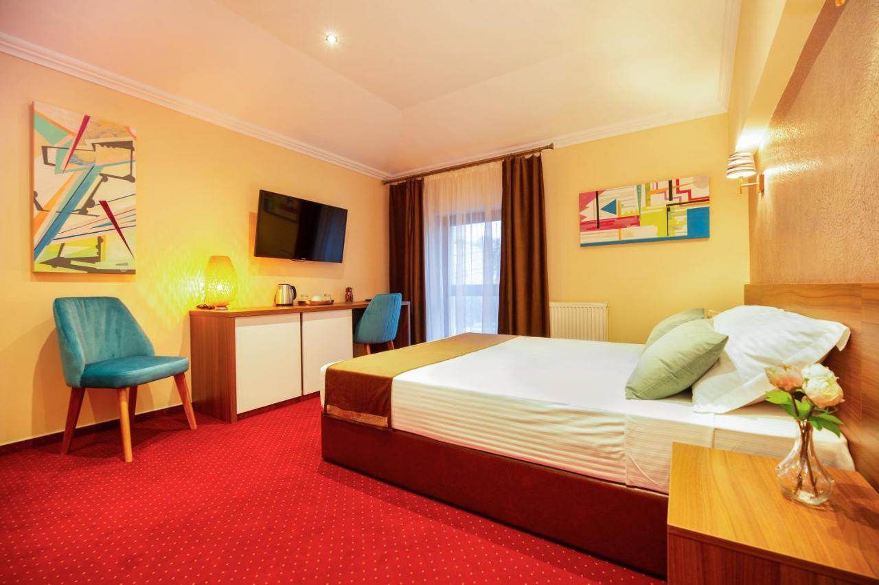 Bucur 9 Hotel Boekarest Buitenkant foto
