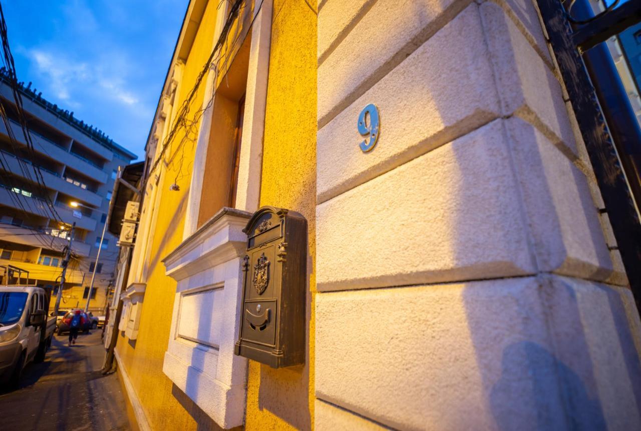 Bucur 9 Hotel Boekarest Buitenkant foto